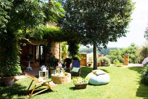 como decorar un jardín